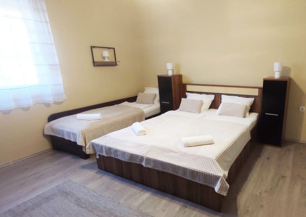 szechenyi-apartmanhálószoba-2025-072-1024x726